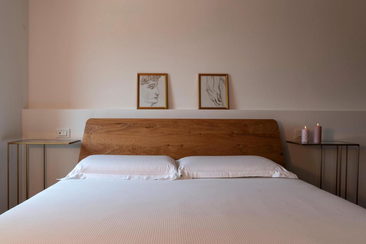 Absentia 1763 Garda Boutique Home - Lake Front Brenzone sul Garda Exteriér fotografie
