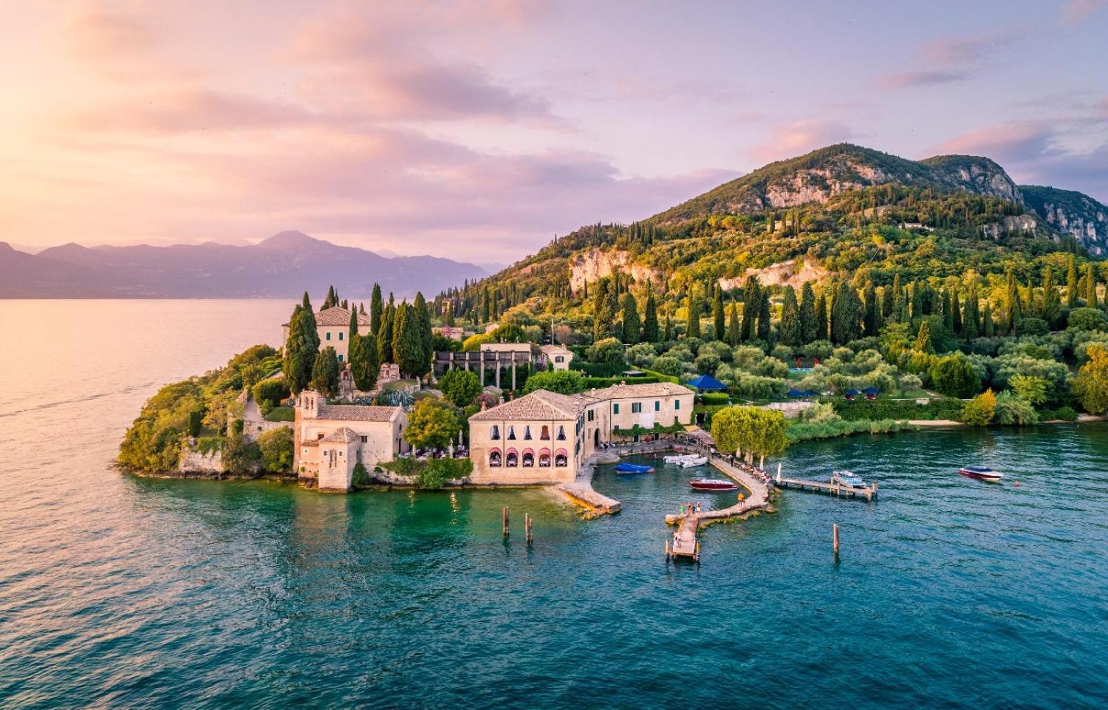 Absentia 1763 Garda Boutique Home - Lake Front Brenzone sul Garda Exteriér fotografie